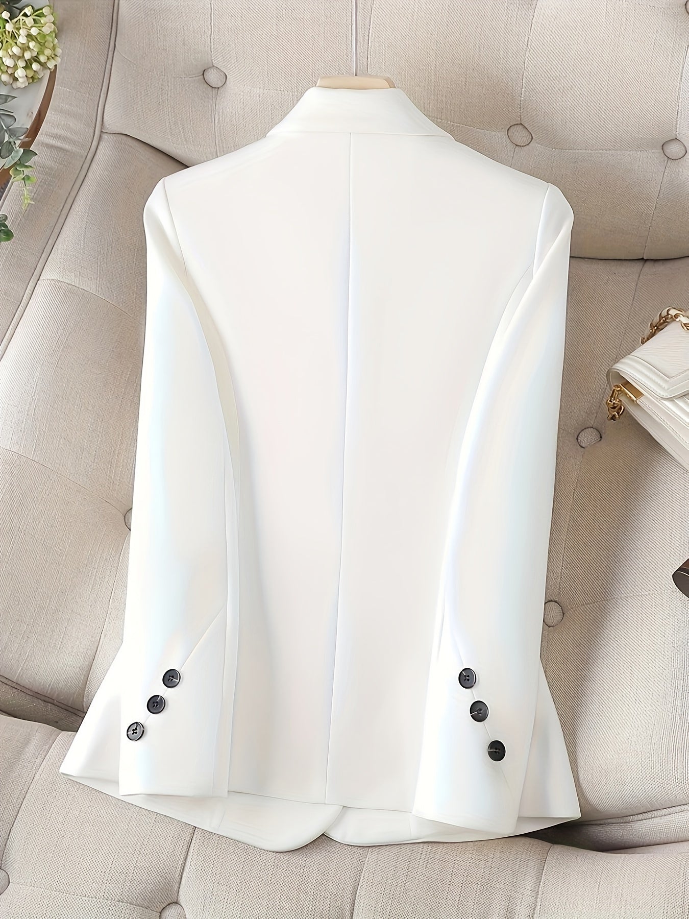 Tailored Single-Button Blazer for Women - Classique Chic