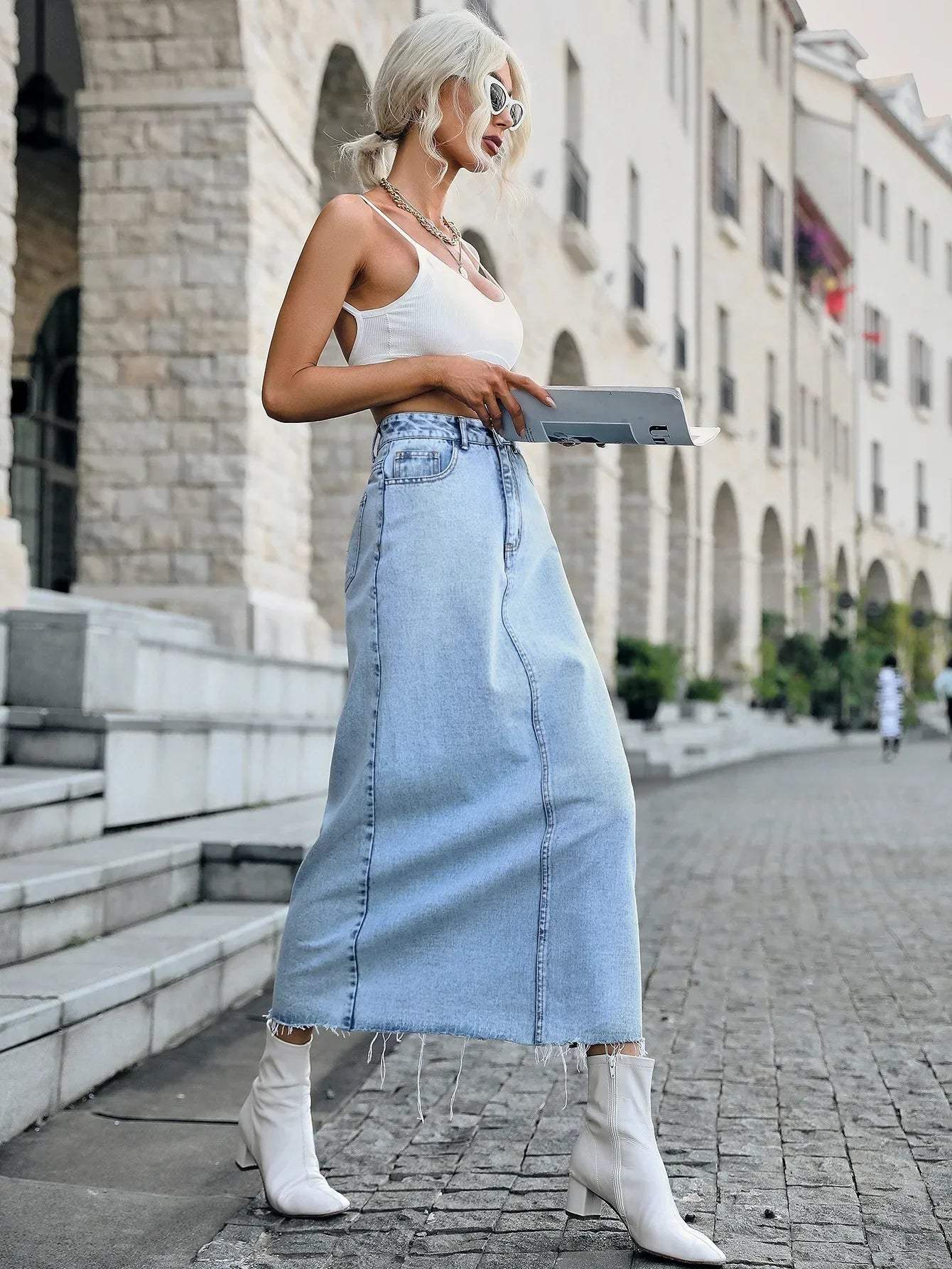 Women's Denim Maxi Skirt High Waist Frayed Hem - DenimFlow