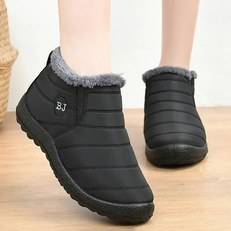 Women's Quilted Ankle Boots Water-Resistant Slip-On - WinterGlow