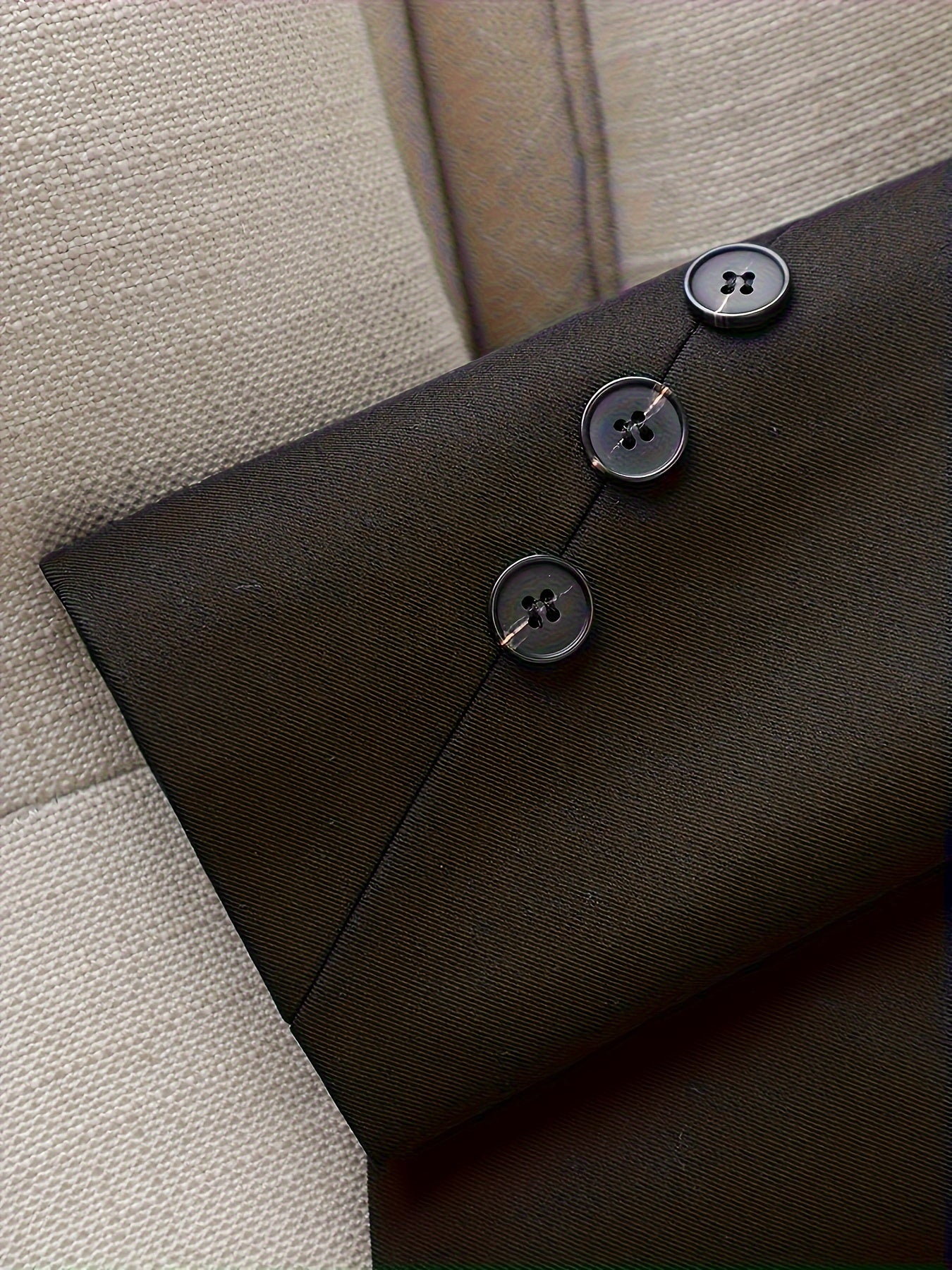 Tailored Single-Button Blazer for Women - Classique Chic