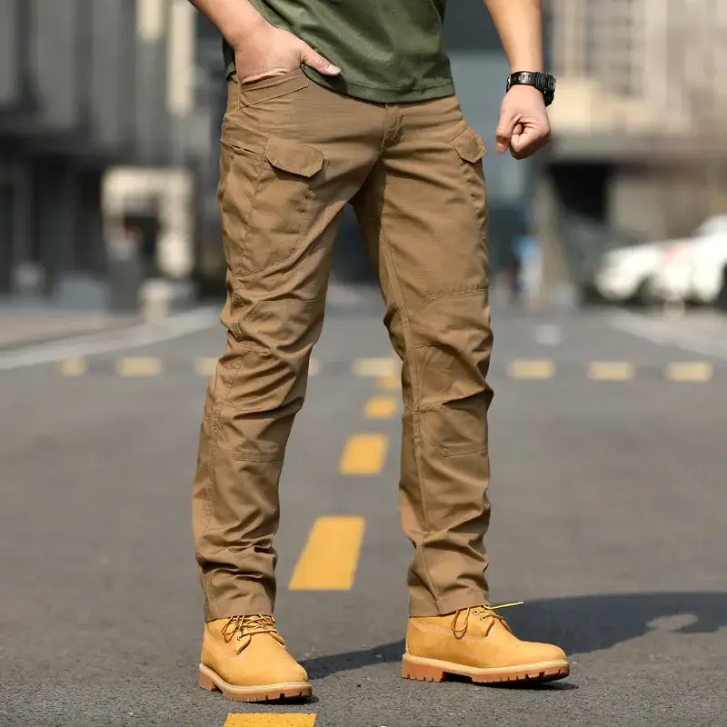 Men’s Cargo Trousers – Relaxed Fit – Cotton – Multi-Pocket Utility Design Brown