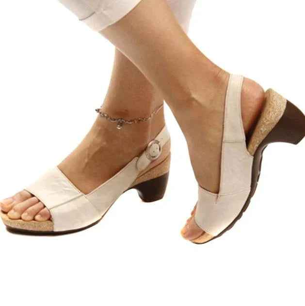 Women's Cushioned Slingback Sandals - ComfortStride White-beige